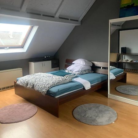 2 Room Apartament Messe Essen Eksteriør billede