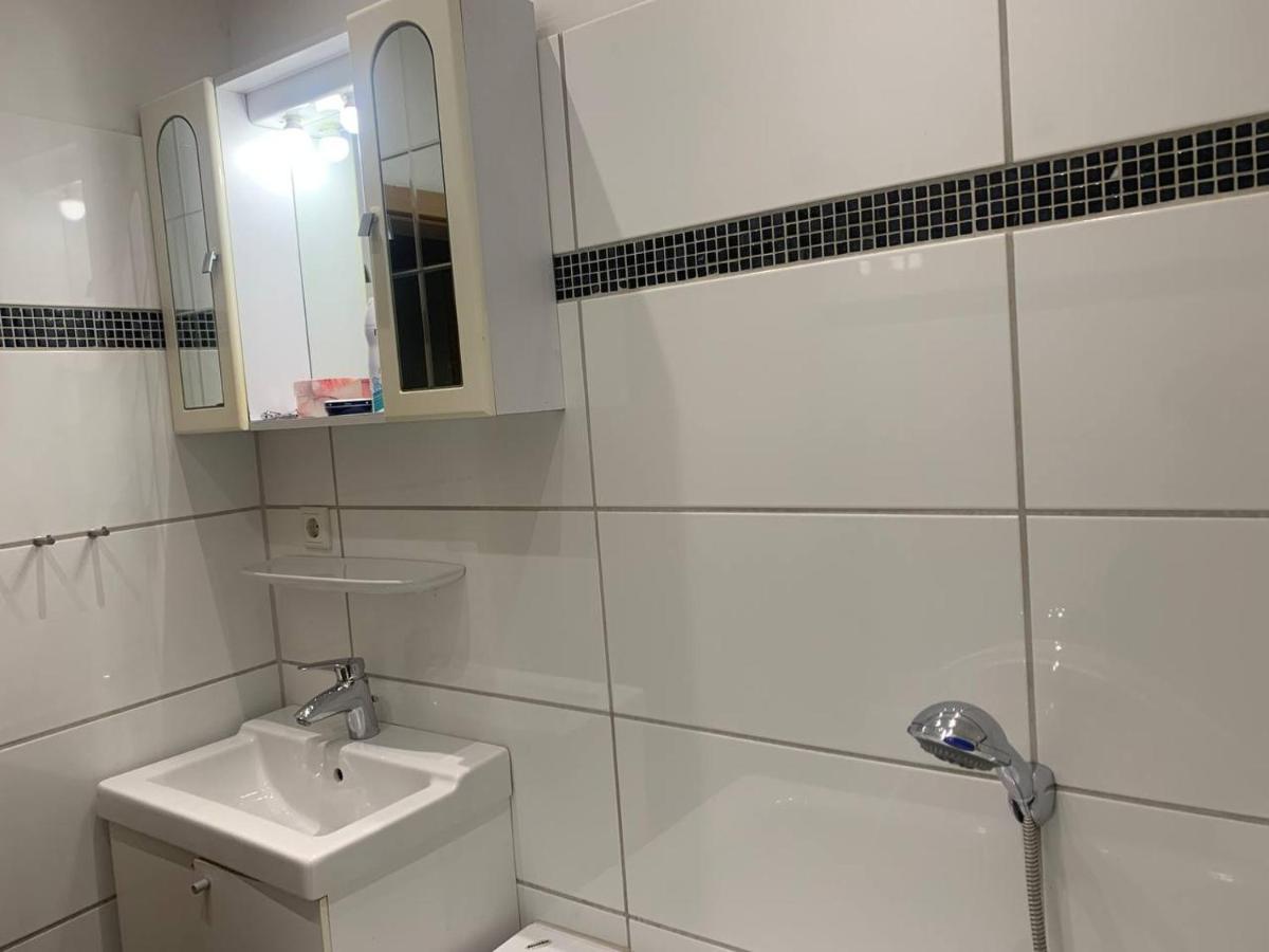 2 Room Apartament Messe Essen Eksteriør billede