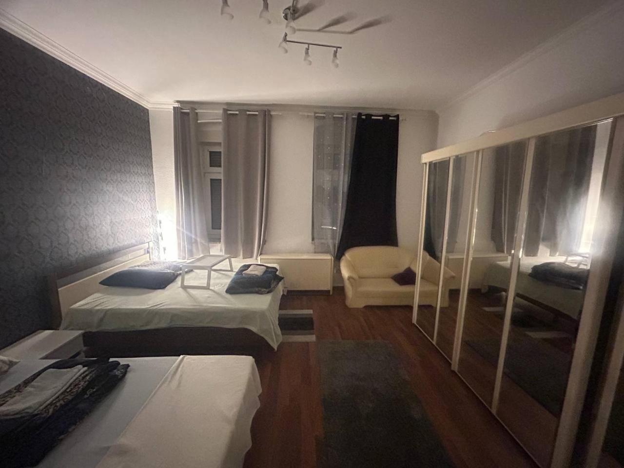 2 Room Apartament Messe Essen Eksteriør billede